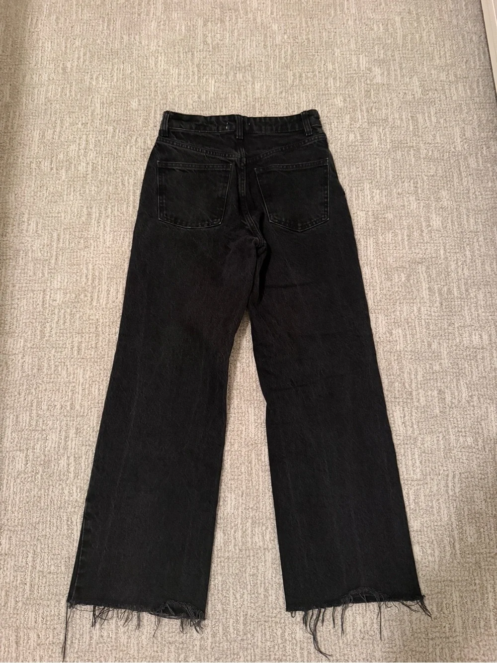 Zara High-Rise Wide-Leg Jeans - Black - Picture 4 of 4